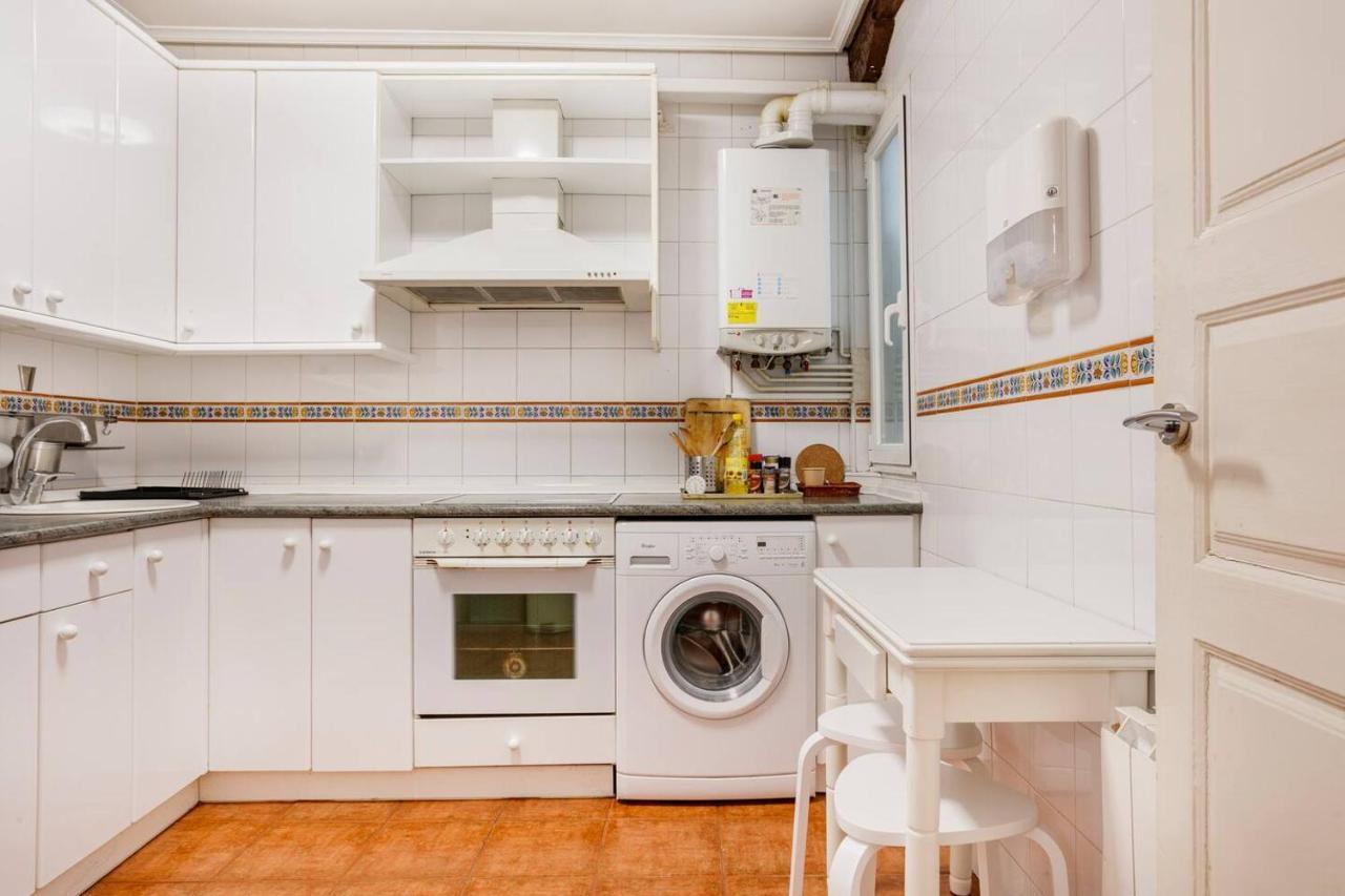 Plaza Nueva Habitaciones Бильбао Экстерьер фото