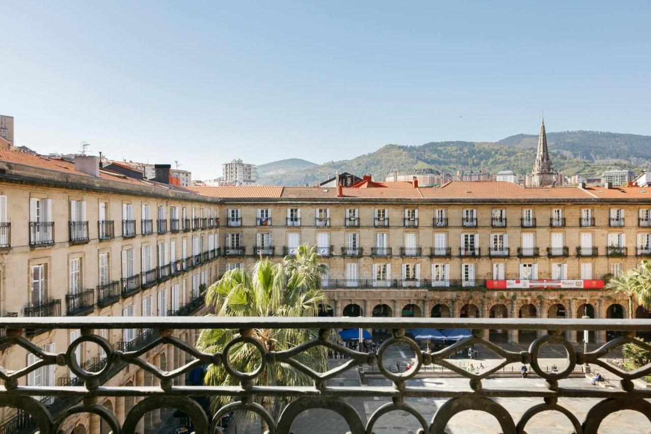 Plaza Nueva Habitaciones Бильбао Экстерьер фото